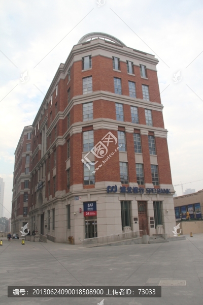 天津海河邊古建筑,租界遺址建筑