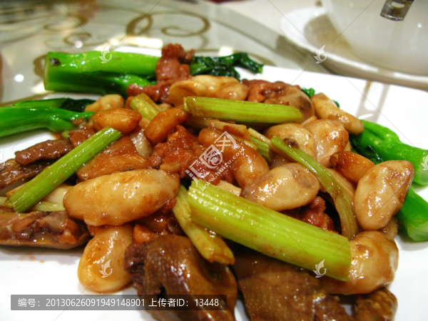 粵菜精華板鴨燜腰果