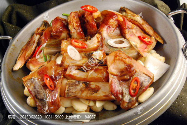 嗜嗜魚頭皇
