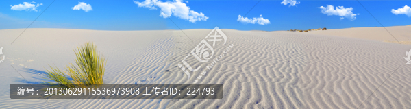 銀沙綠草藍(lán)天白云