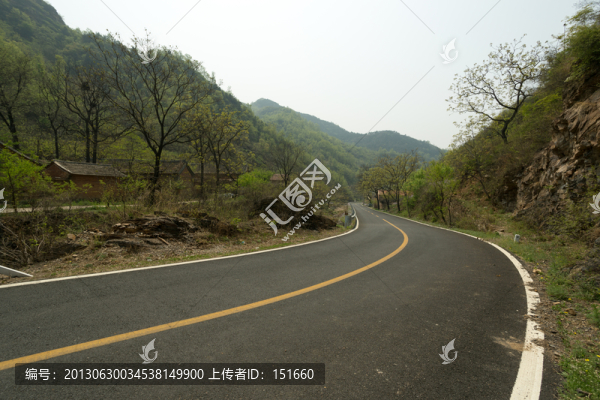 山間公路