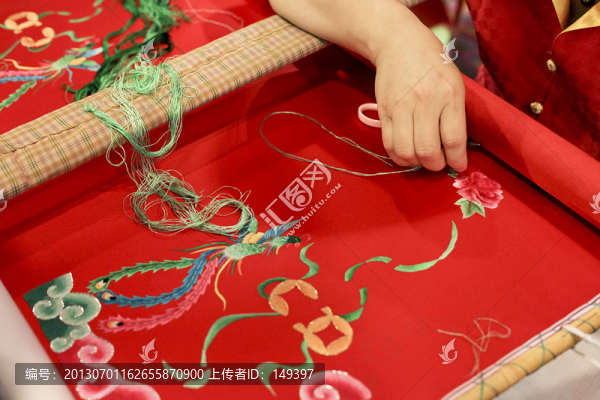 手工刺繡