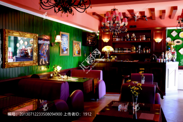 酒吧