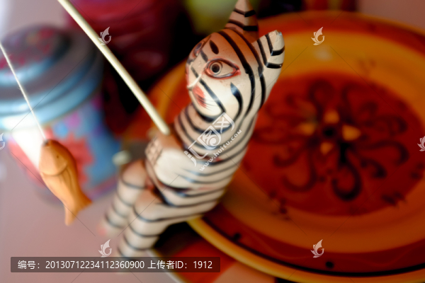 小貓釣魚