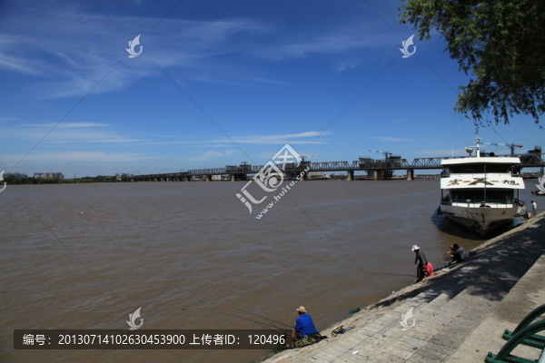 江橋