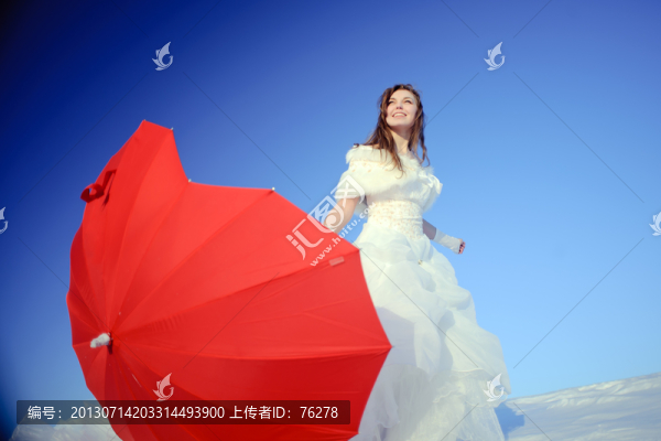 紅心雨傘與新娘