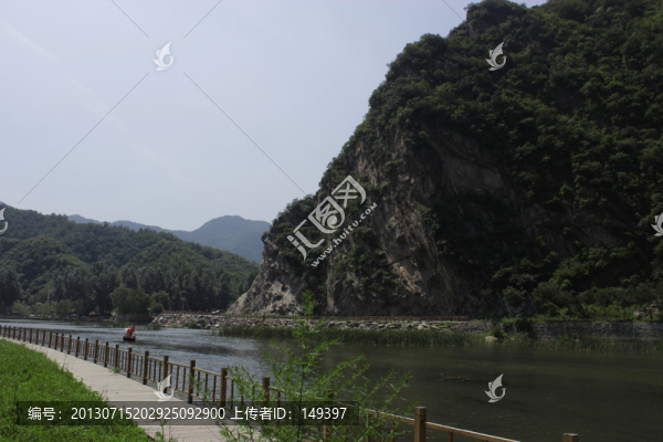 山水之間