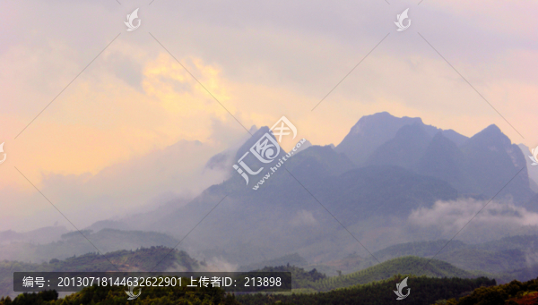 高山云霧