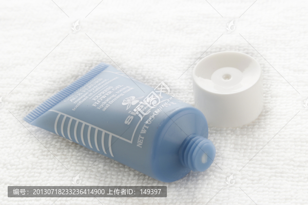 瞬間保濕緊膚面膜（組圖）