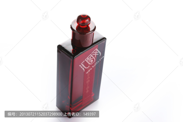 紅色蜜露精華化妝液（組圖