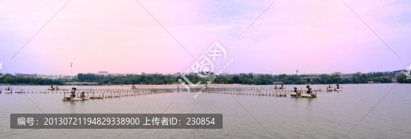 合肥翡翠湖景區(qū),湖面噴泉