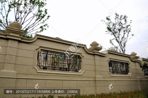 小區(qū)圍墻
