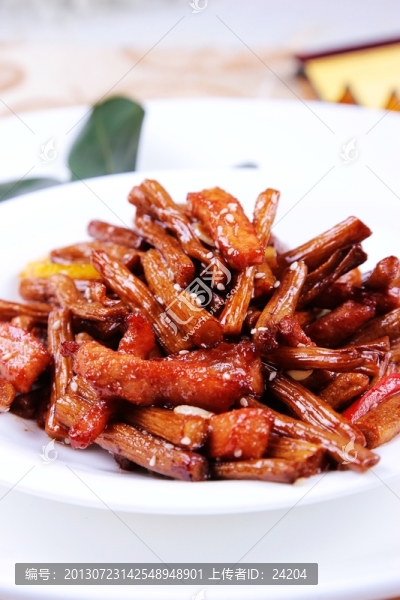 樹菇爆爽肉