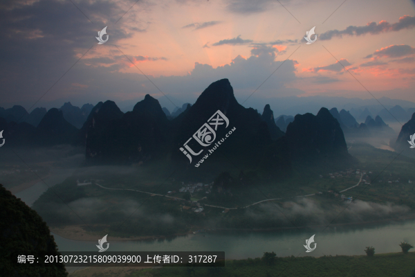 廣西桂林漓江朝霞