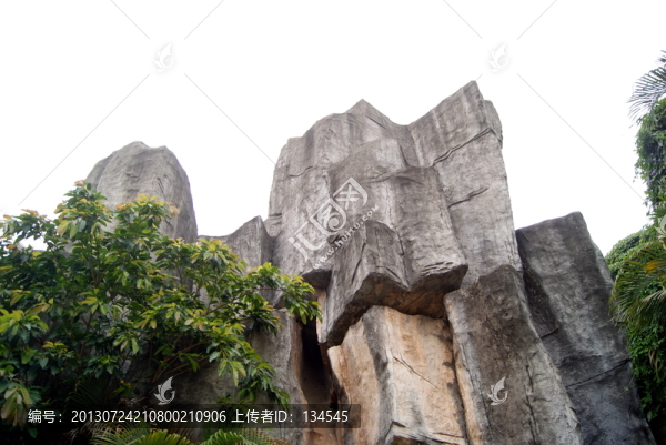 懸崖峭壁