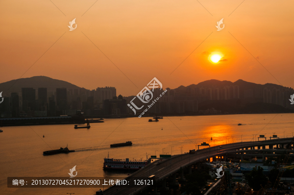 維多利亞港日出