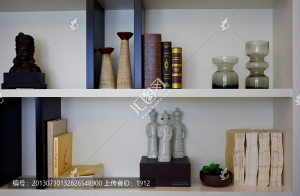 書架