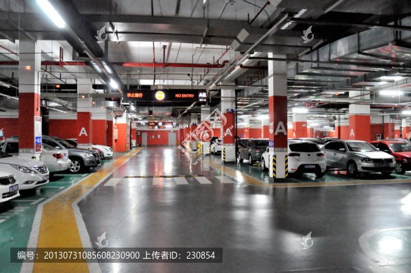 地下停車場
