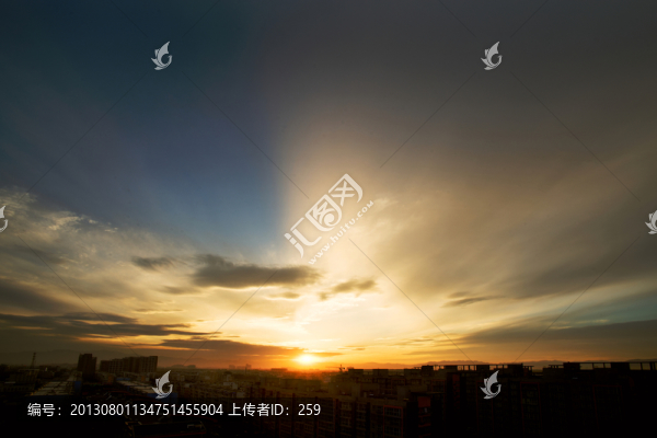 城市夕陽