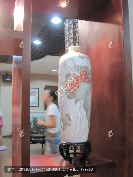 陶瓷花瓶