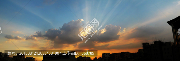 夕陽(yáng)彩霞