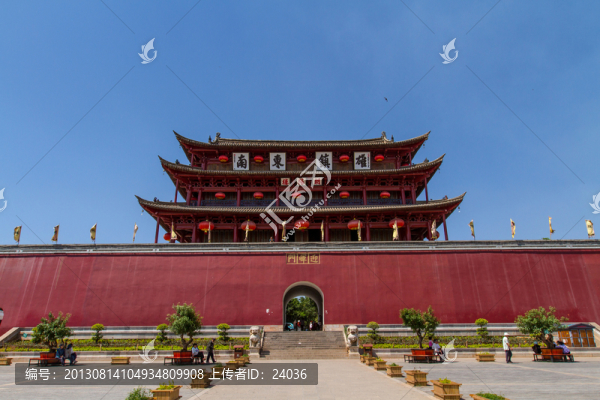 云南建水,朝陽樓