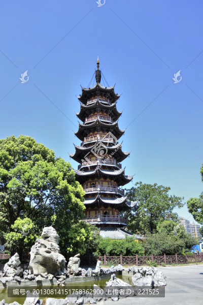 上海龍華塔
