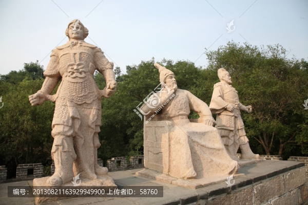 山海關(guān)老龍頭戚繼光及將士雕像