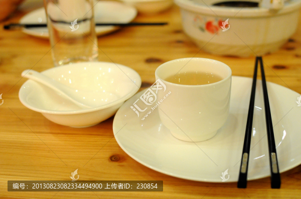 餐具擺設(shè)