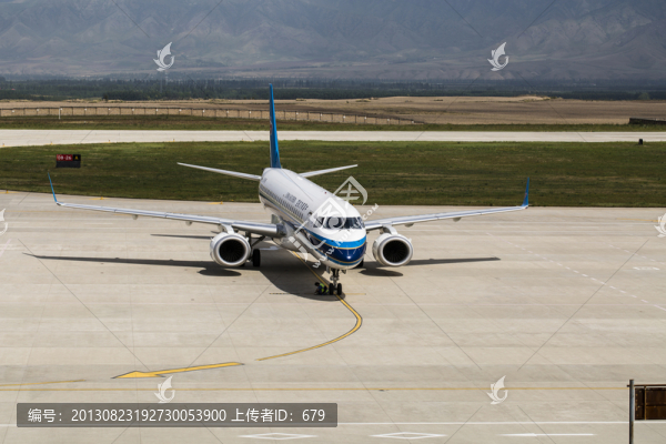 機(jī)場(chǎng),飛機(jī)