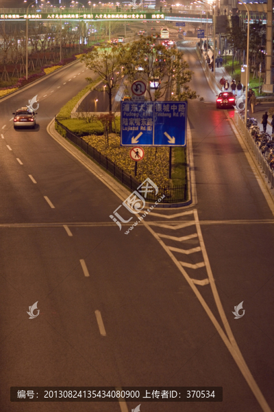 上海陸家嘴,夜景,街道