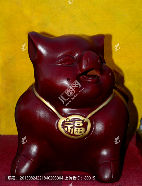 小豬納福