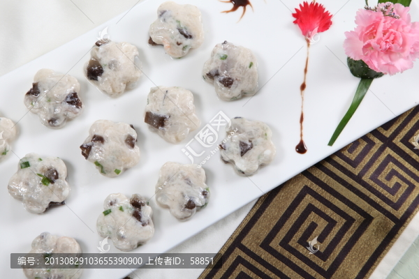 魷魚(yú)丸子