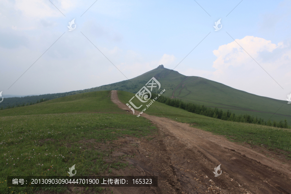 遠(yuǎn)山
