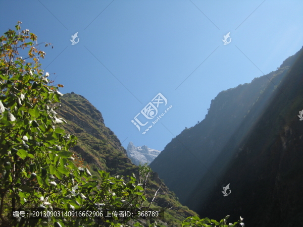高原雪山