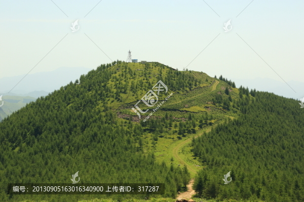 蜿蜒山路