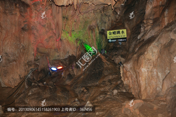 本溪水洞內(nèi)景