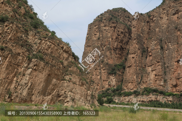 垂直山體