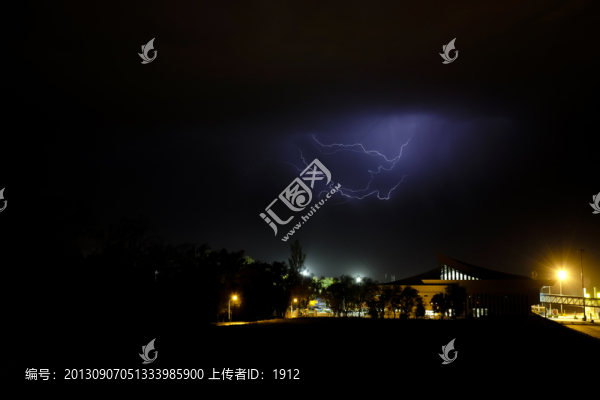 閃電