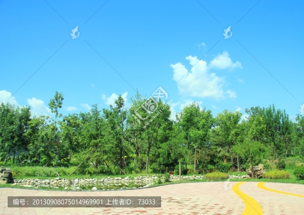 園博會(huì)藍(lán)天白云綠樹(shù)