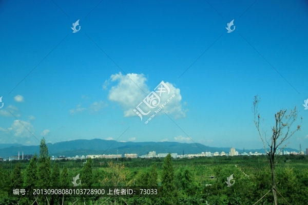 園博園錦繡谷遠(yuǎn)山