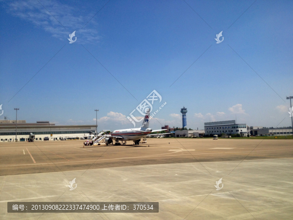 飛機(jī)場(chǎng),航站樓,跑道,航空服務(wù)
