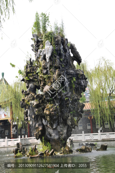 南粵苑,太湖石