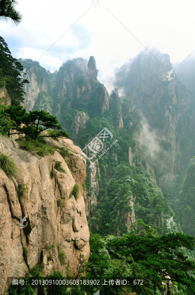 黃山奇峰