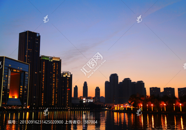 天津海河夜景