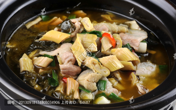 野山菜燉山筍