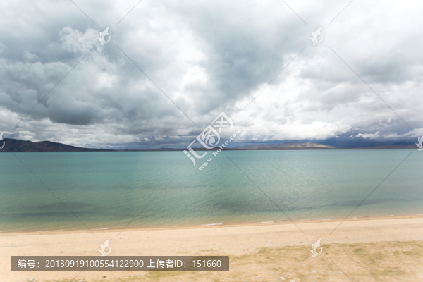 西藏錯那湖