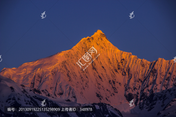 香格里拉梅里雪山