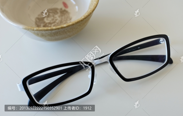 眼鏡,茶碗