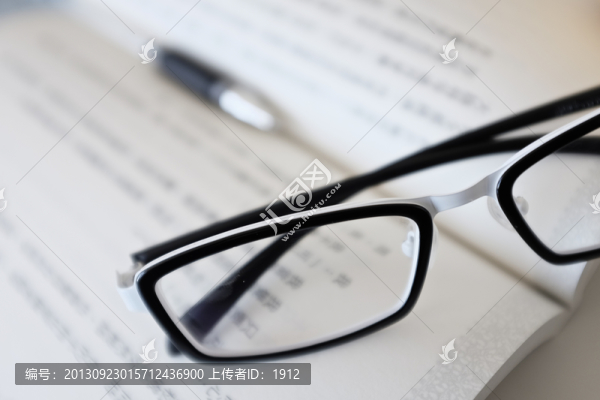 眼鏡,讀書